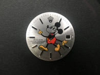28mm 1601 Oyser Perptual Mickey Mouse Sunburst Silver Dial Marked ROLEX Symbol With Silver Sticks And Date Window Fit ETA 2836 Or 2824 Or DG 2813 Or Miytota 8215 Automatic Movement For Mens DATEJUST Watch