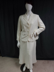 Cato suit, white, top size 16W skirt size 18W