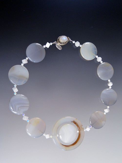 A medley of Gray and White agate and white jade centered with a large agate disc.  18"  Last one!