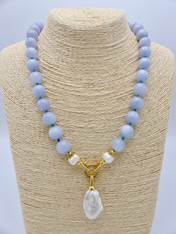 Grade AAA Aquamarine with Removable Baroque pearl pendant 