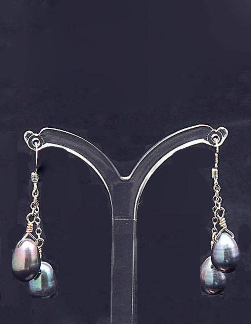 Make a dramatic statement with these double peacock pearl dangle earrings on sterling silver chain.  1-1/2"