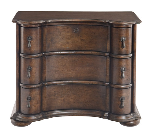 Eaton Square Bachelor's Chest by Bernhardt FREE SHIPPING (352-230)