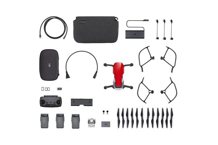 Mavic air フライモアコンボ　ブラック Amazon.com: DJI Mavic Air Fly More Combo Onyx Black