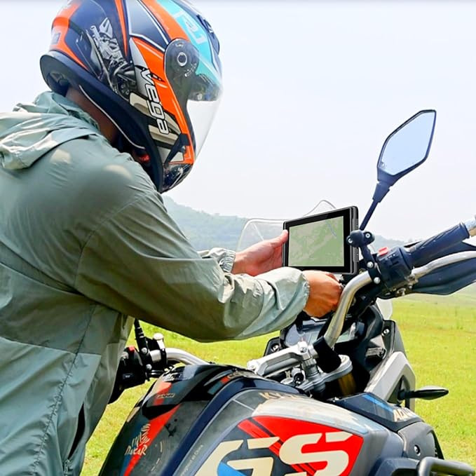 HugeRock X7 Rugged Tablet