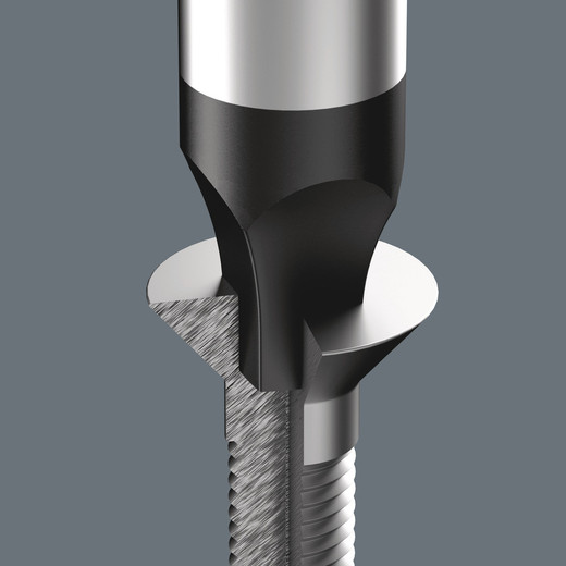 The Wera Black Point tip and a refined hardening process ensure long service life of the tip, improved corrosion protection and an exact fit.