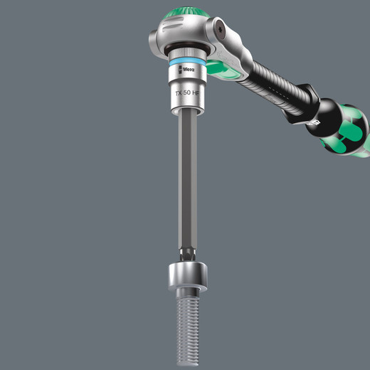 The HF tools developed by Wera are ideal because they feature an optimised geometry of the original TORX® profile. The wedging forces resulting from the surface pressure between the drive tip and the screw profile mean that TORX® screws made according to Acument Intellectual Properties specifications are securely held on the tool!