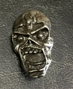 Iron Maiden - Piece of Mind Eddie 2" Metal Badge Pin
