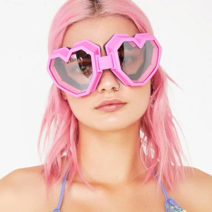 Pink Heart Shaped Snowboard Goggles