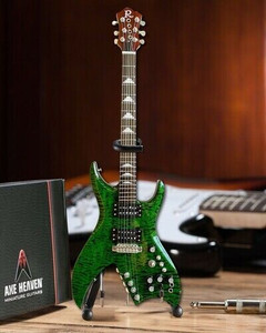 Guns N Roses Slash Signature BC Rich Green Bitch Mini Guitar Replica