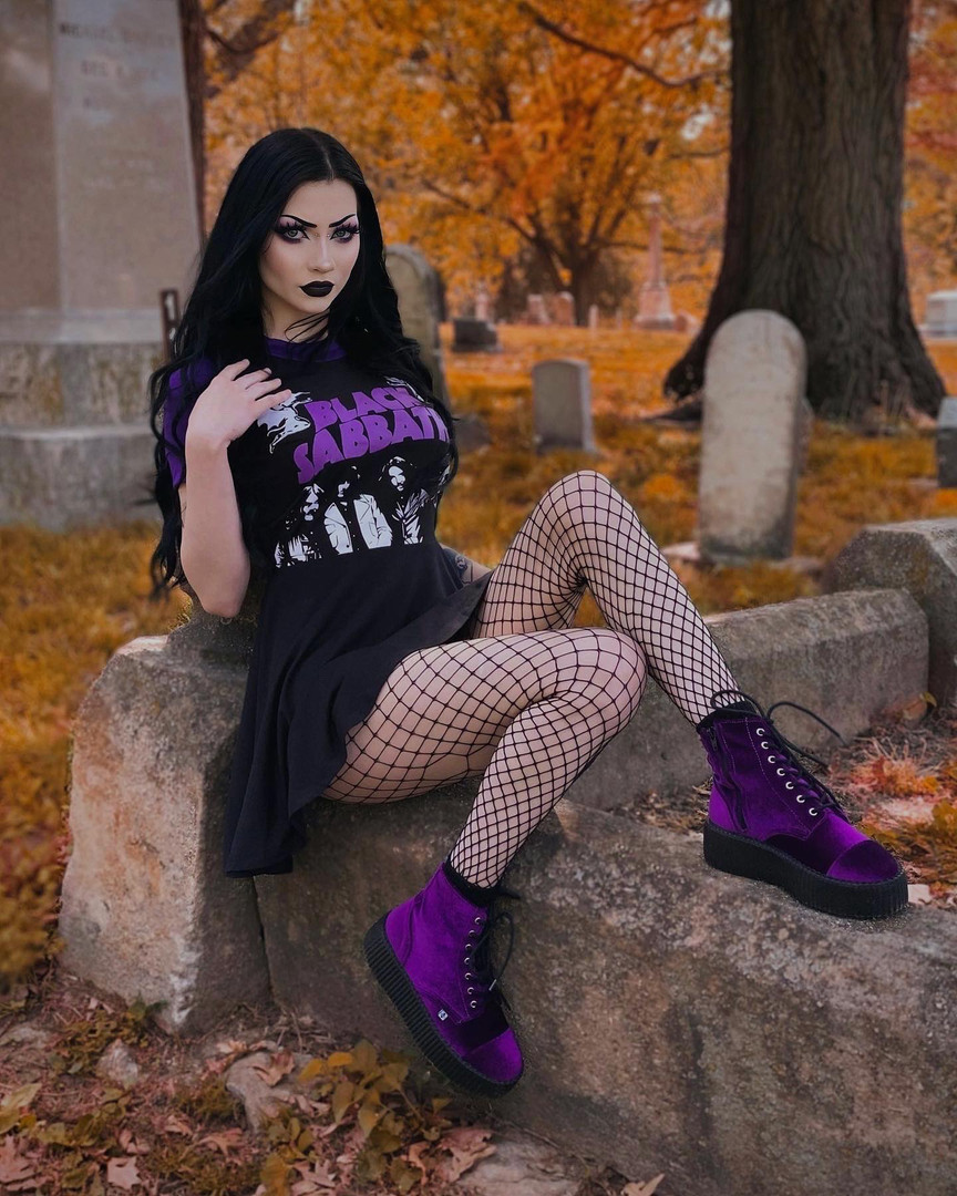 V9656L Violet Velvet Viva Mondo Boots -DISCONTINUED- - Nuclear Waste