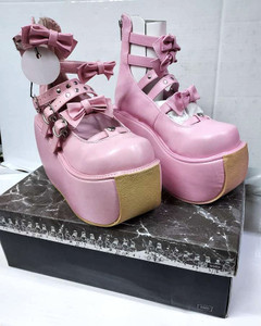 Torment-712 Silver Hologram Platform Boots #7us *LAST ONE IN