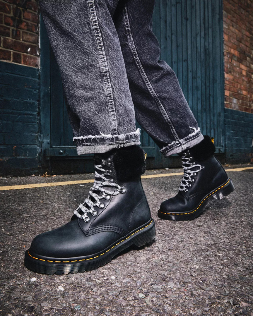 Dr martens 34 hot sale