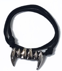 Fangs Cord Necklace