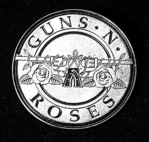 Guns N Roses - Logo 1 3/4" Metal Badge Pin