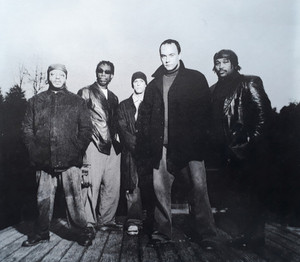 Dave Matthews Band - Everyday *Dvd* No Corresponde Con Portada *CD Used