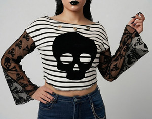 White Striped Skull R-600 Top * One Size *
