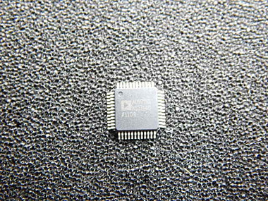 ADV7123KSTZ140