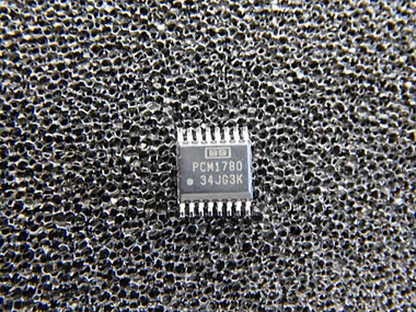 PCM1780DBQR