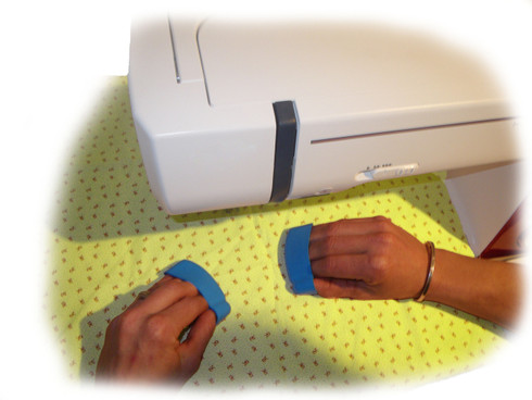 
Quilters Grips gives you a rigid grip for pushing fabric when free motion quilting. Silicon & latex free!