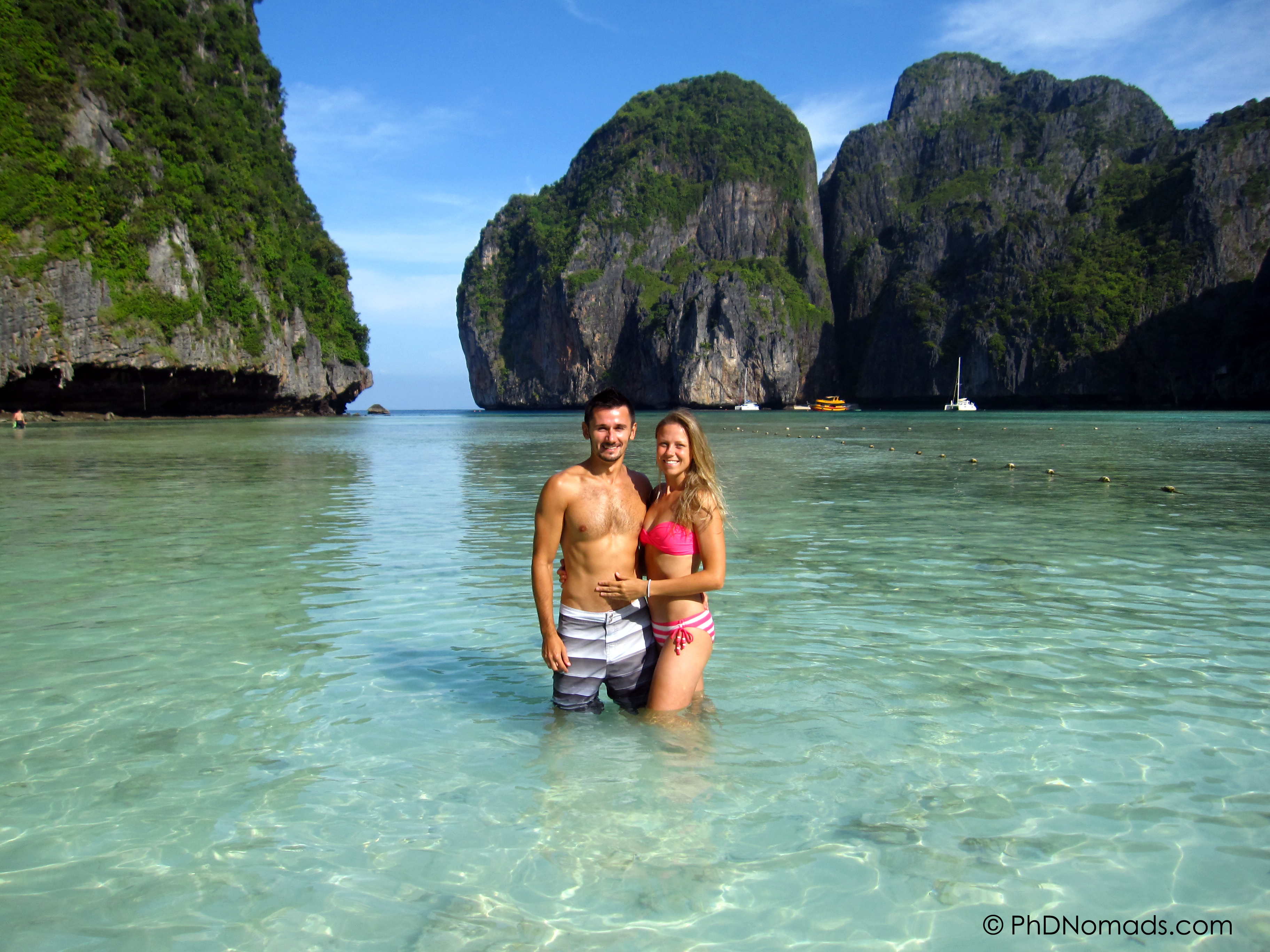 Тайская ибица пхи пхи. Остров пи пи тайланд. Пляжи в тайланде 2022. Краби пхукет. Таиланд можно ли ехать.