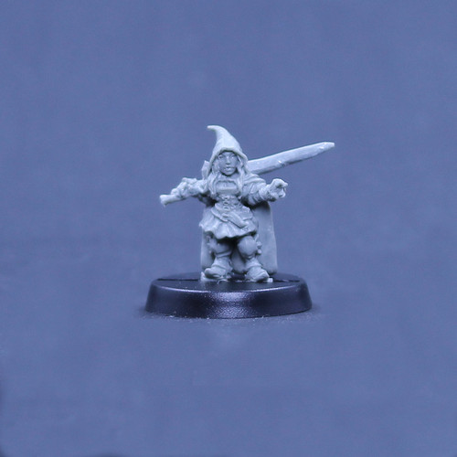 Kat Silverheart/ Gnome Paladin