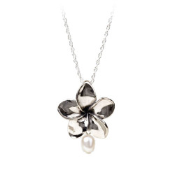 Plumeria Pendant with a Freash Water Pearl | 1″ in Diameter