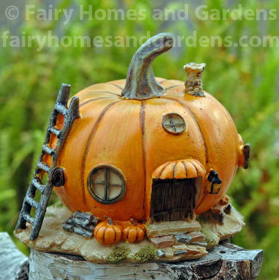 Mini White Fairy Pumpkin House Cottage TO 4195  Miniature Fairy Hobbit Garden 