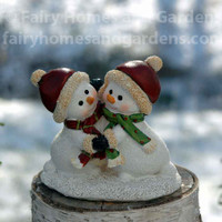 Miniature Dancing Snowmen Figurine