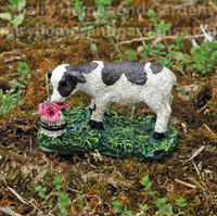 Miniature Calf Figurine 'Gertie'