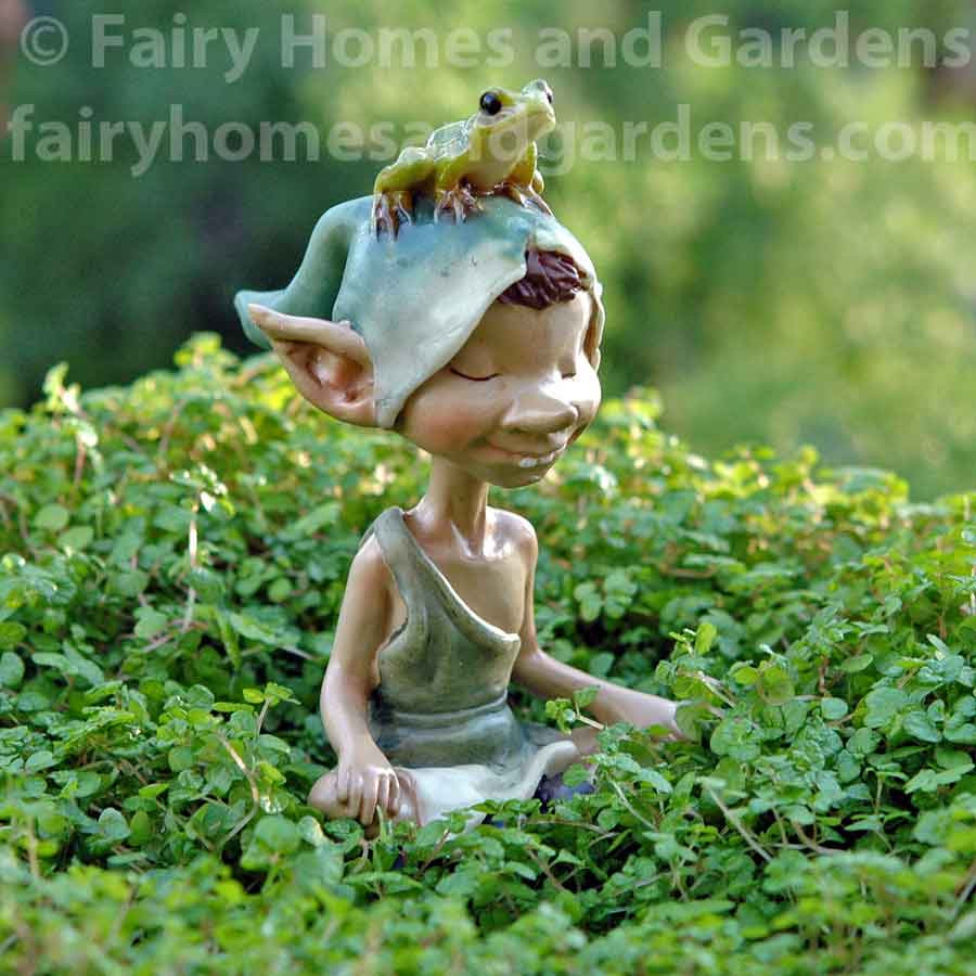 Top Collection Miniature Fairy Garden and Terrarium Pixie Meditating with Frog Figurine