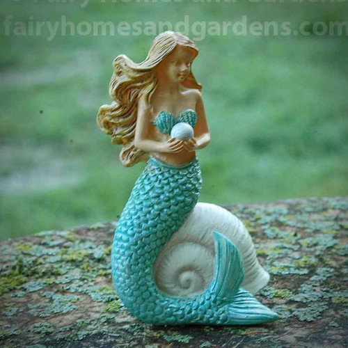 Details about   Fairy Garden 6" mermaid figurine holding Seahorse with pearls & coral NEW 