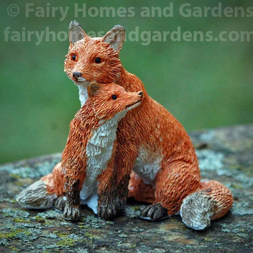 Red Mama Fox and Her Kit Figurine