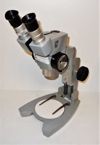American Optical Cycloptic Stereo Microscope