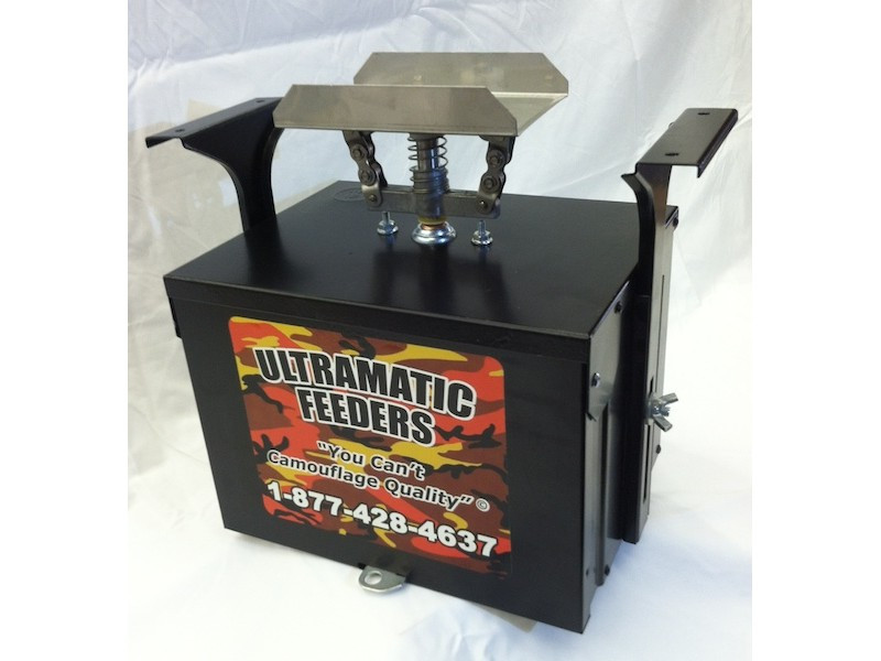 12 Volt Black Box Feeder Control Unit With Attached Solar And