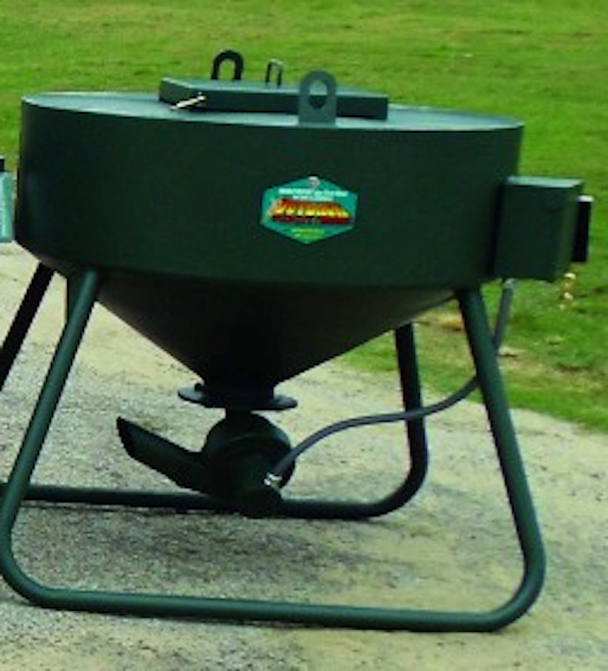 Outback Wildlife 600 Baby Back With Pistolero Spinner Texas