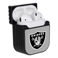 Onyourcases Oakland Raiders NFL Art Custom AirPods Case Cover Apple Awesome AirPods Gen 1 AirPods Gen 2 AirPods Pro Hard Skin Protective Cover Sublimation Cases
