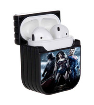 Onyourcases Batman vs Superman Batman Superman and Wonder Woman Custom AirPods Case Cover Apple AirPods Gen 1 AirPods Gen 2 AirPods Pro Hard Skin Awesome Protective Cover Sublimation Cases