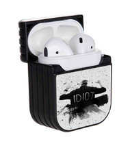 Onyourcases Michael Clifford Idiot Custom AirPods Case Cover Apple AirPods Gen 1 AirPods Gen 2 AirPods Pro Hard Skin Awesome Protective Cover Sublimation Cases