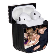 Onyourcases Taylor Swift and Calvin Harris Custom AirPods Case Cover Apple AirPods Gen 1 AirPods Gen 2 AirPods Pro Hard Skin Awesome Protective Cover Sublimation Cases