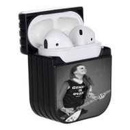 Onyourcases Laura Jane Grace Custom AirPods Case Cover Apple AirPods Gen 1 AirPods Gen 2 AirPods Pro Hard Skin Protective Cover New Sublimation Cases