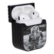 Onyourcases Kate Moss Custom AirPods Case Cover Apple AirPods Gen 1 AirPods Gen 2 AirPods Pro Best Hard Skin Protective Cover Sublimation Cases