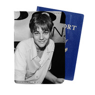 Onyourcases Leonardo Di Caprio 1990s Style Custom Passport Wallet Case With Credit Card Holder Awesome Personalized PU Leather Travel Trip Vacation Top Baggage Cover