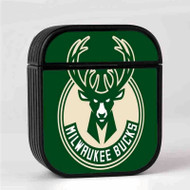 Onyourcases Milwaukee Bucks NBA Art Custom AirPods Case Cover New Awesome Apple AirPods Gen 1 AirPods Gen 2 AirPods Pro Hard Skin Protective Cover Sublimation Cases