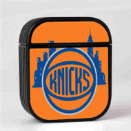 Onyourcases New York Knicks NBA Art Custom AirPods Case Cover New Awesome Apple AirPods Gen 1 AirPods Gen 2 AirPods Pro Hard Skin Protective Cover Sublimation Cases