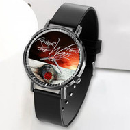 Onyourcases Roger Waters The Wall Live Custom Watch Awesome Top Unisex Black Classic Plastic Quartz Watch for Men Women Premium with Gift Box Watches