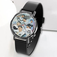 Onyourcases New York Yankees Vintage Custom Watch Awesome Unisex Black Top Brand Classic Plastic Quartz Watch for Men Women Premium with Gift Box Watches