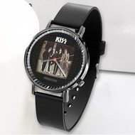 Onyourcases Kiss Dressed to Kill 1975 Custom Watch Awesome Unisex Black Classic Plastic Top Brand Quartz Watch for Men Women Premium with Gift Box Watches