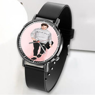 Onyourcases Louis Tomlinson British Rogue Custom Watch Awesome Unisex Black Classic Plastic Quartz Top Brand Watch for Men Women Premium with Gift Box Watches