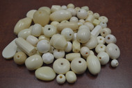 200 Pcs Assort White Resin Plastic Beads 1/2" - 1 1/4"