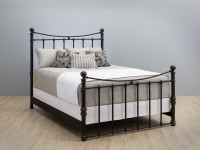 Quati Iron Bed